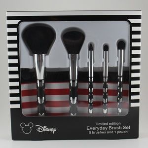 Disney Mickey Makeup Brush Set Limited Edition